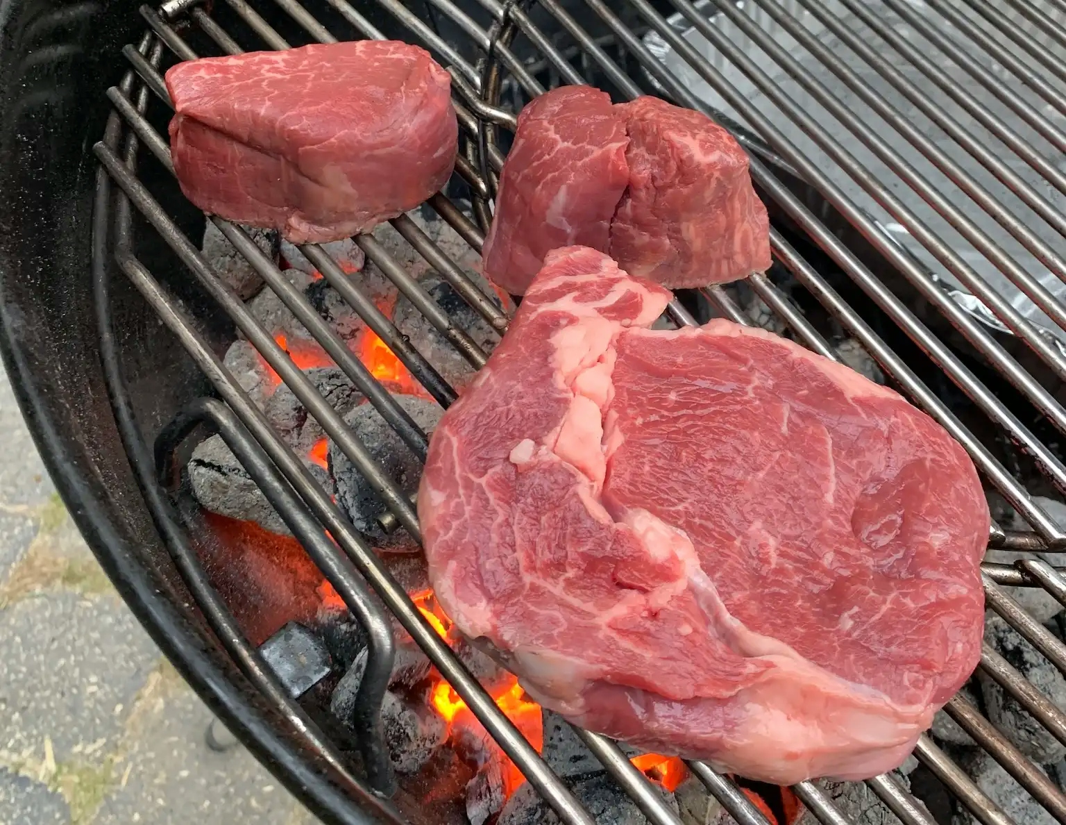 Rib Eye Steak auf dem Grill